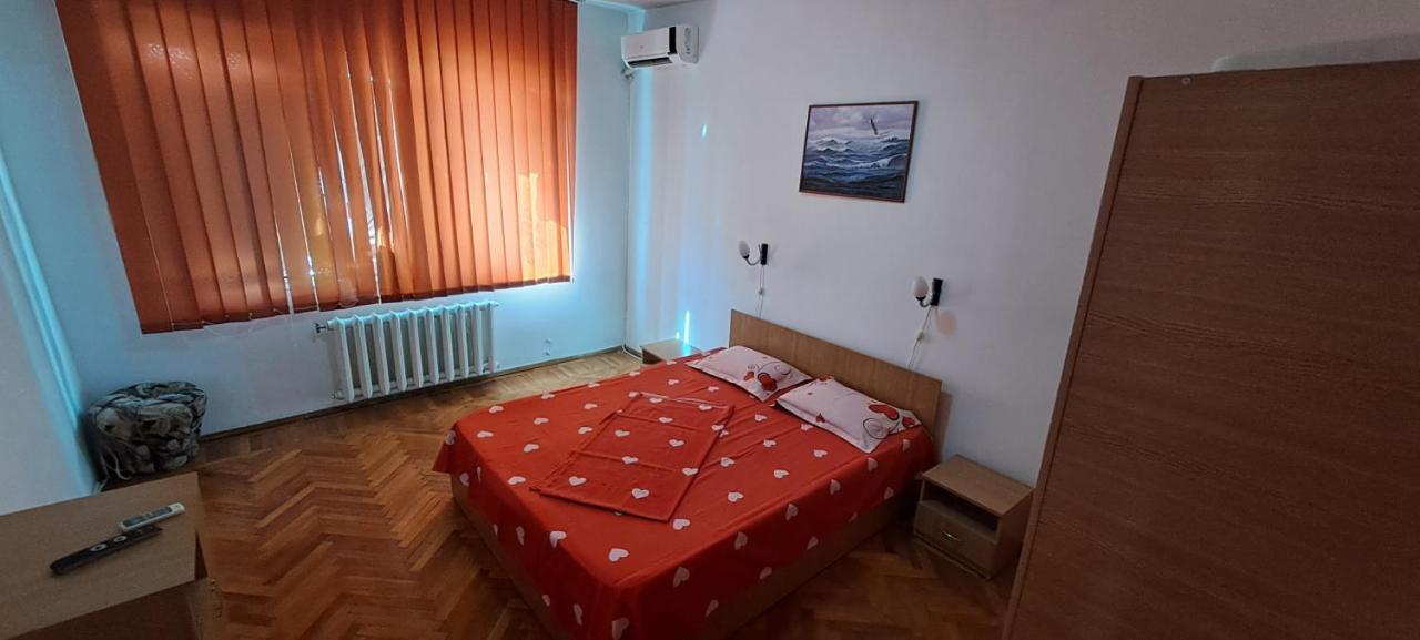 Apartament Grigore Etaj 2 Мангалия Экстерьер фото