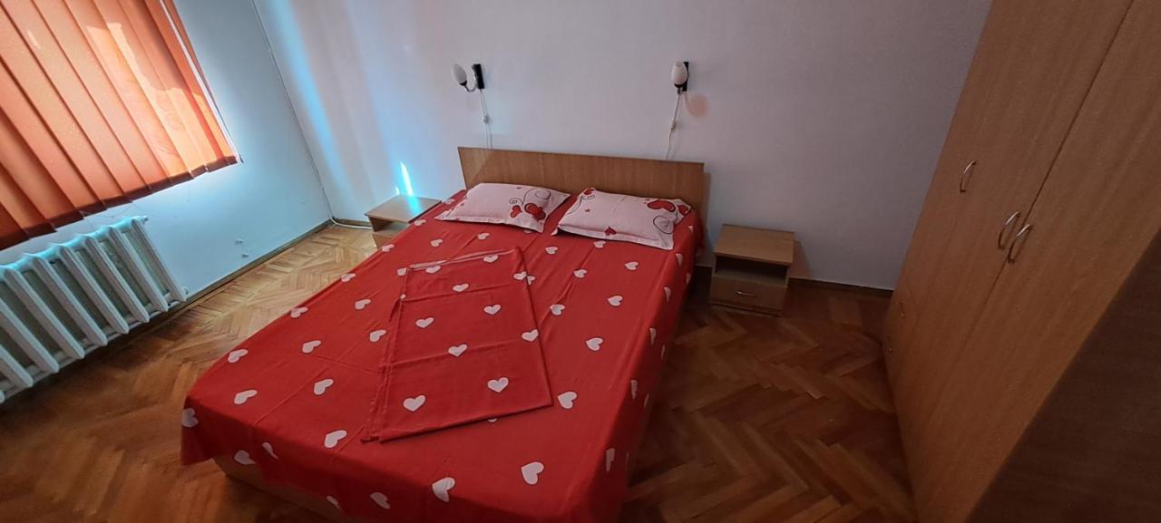 Apartament Grigore Etaj 2 Мангалия Экстерьер фото